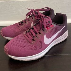 Nike Women's Air Zoom Structure 21 Running Shoes size 7.5